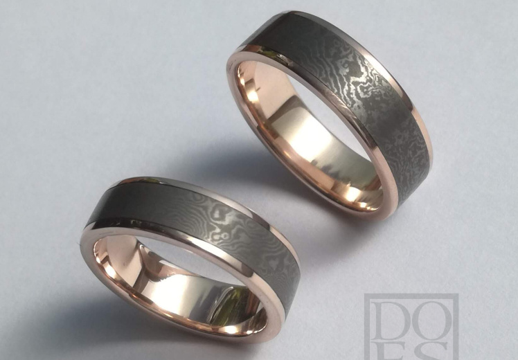 Damascussteel-weddingrings-roségold.jpg