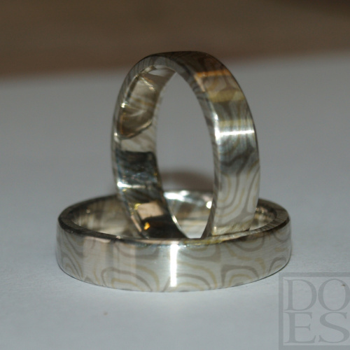 Trouwringen-Mokume-gane-zilver-witgoud-geelgoud.jpg
