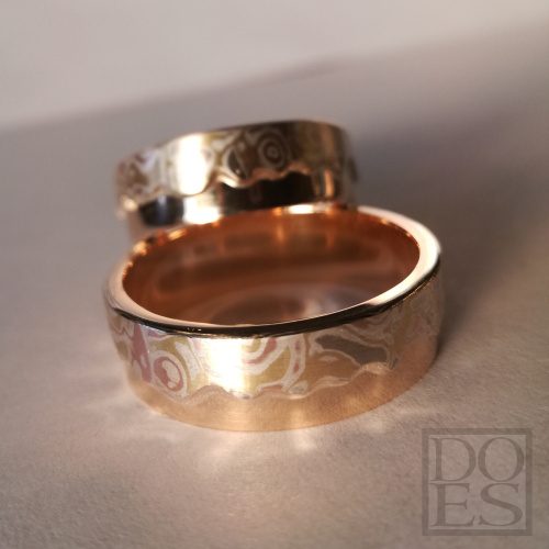 Mokume-gane trouwringen-18kt-rosegoud.jpg