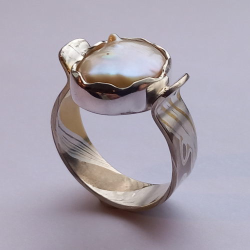 Mokume-ganering met parel.jpg
